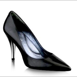 Kenneth Cole Silver Belle pumps